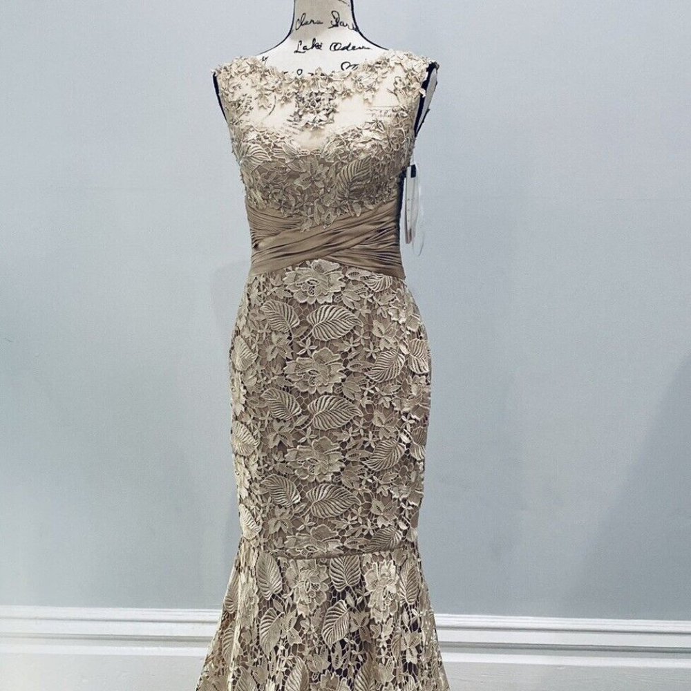NWT Mac Duggal Size 4 Champagne Gown